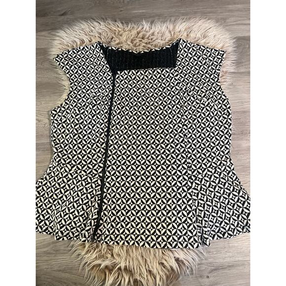 Worthington Women's Sleeveless Top - Picture 2 of 9